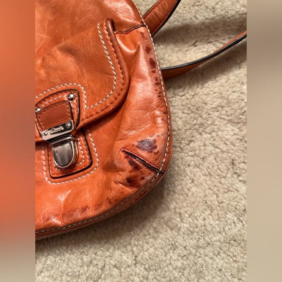 Coach Poppy Tangerine Waxed Leather Distressed Swing Messenger Hobo Bag Purse - Picture 7 of 11